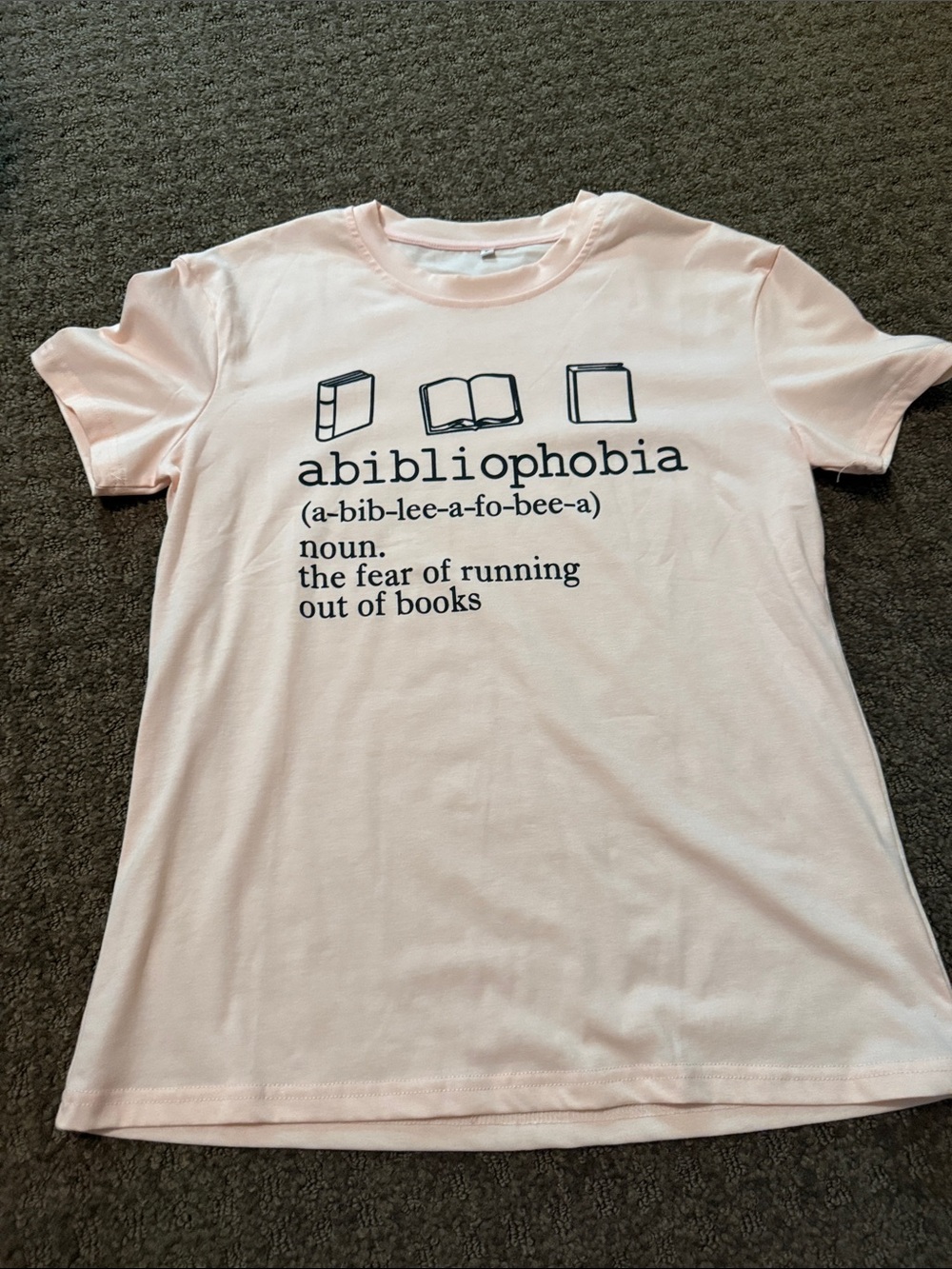 Amazon Pink 'abibliophobia' Graphic Tee